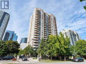 Building Photo - 35 Empress Ave
