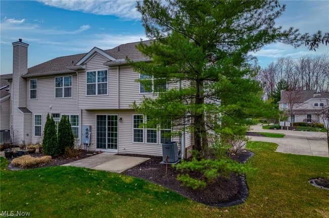 Building Photo - 2547 Wyndgate Ct