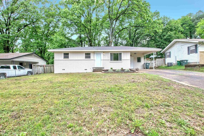 Building Photo - 7002 W Wakefield Dr