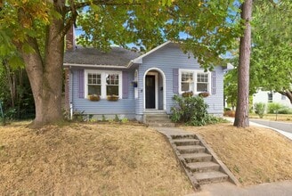 Building Photo - 6521 SE 16th Ave