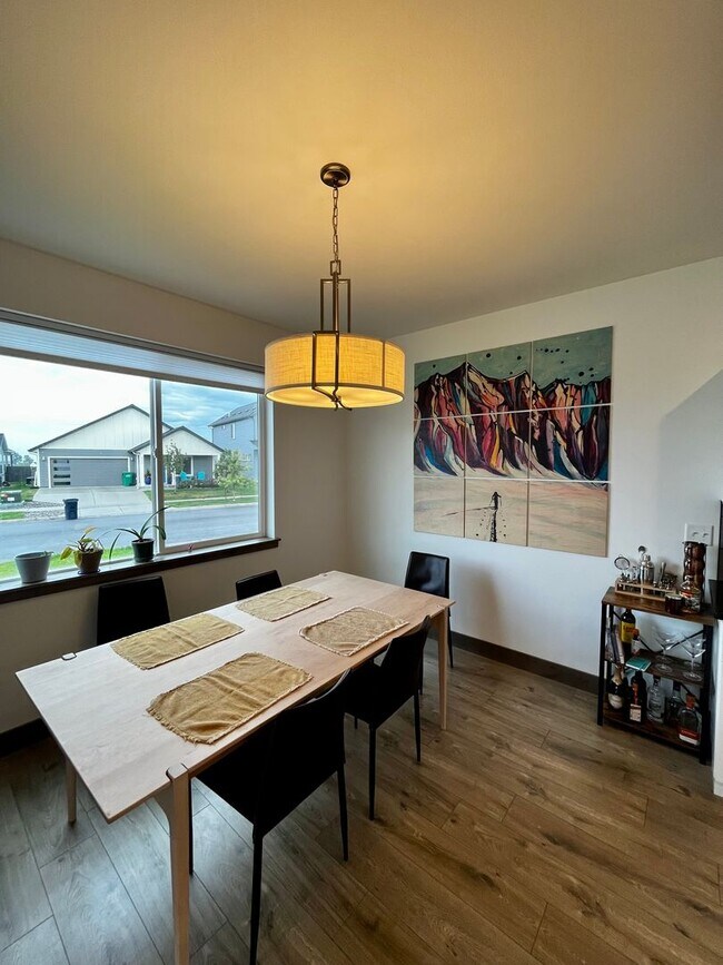 Foto del edificio - Samantha Lane