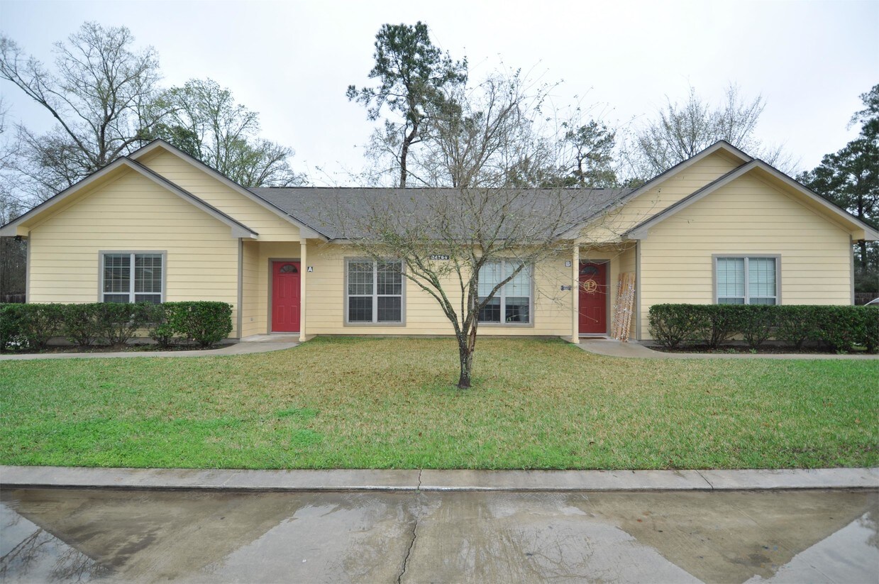 Primary Photo - 24772 Penny Ln