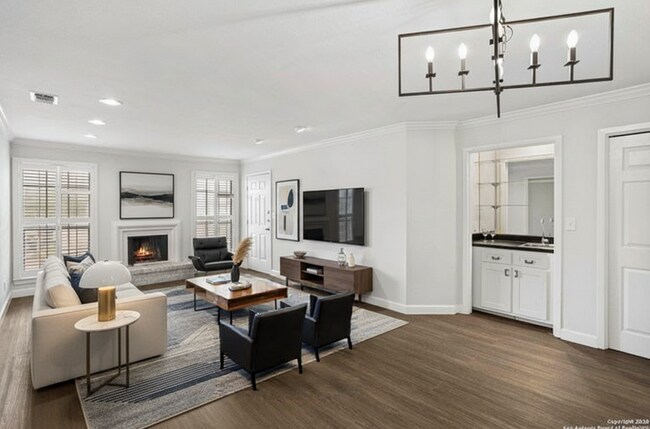 Building Photo - 2611 Eisenhauer Rd