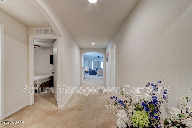 Foto del edificio - 1423 Chelsea Manor Cir