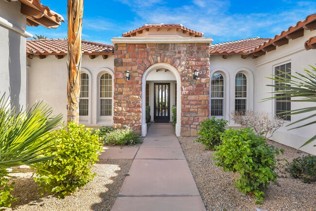 Building Photo - 51016 Marbella Ct