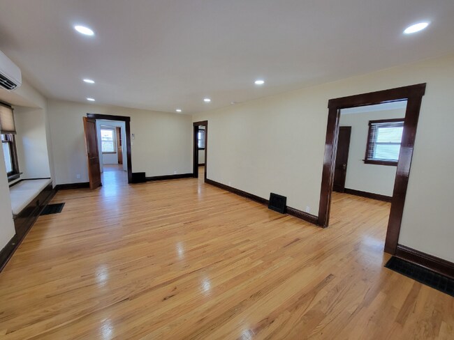 Foto del edificio - 2915 Warren Ave
