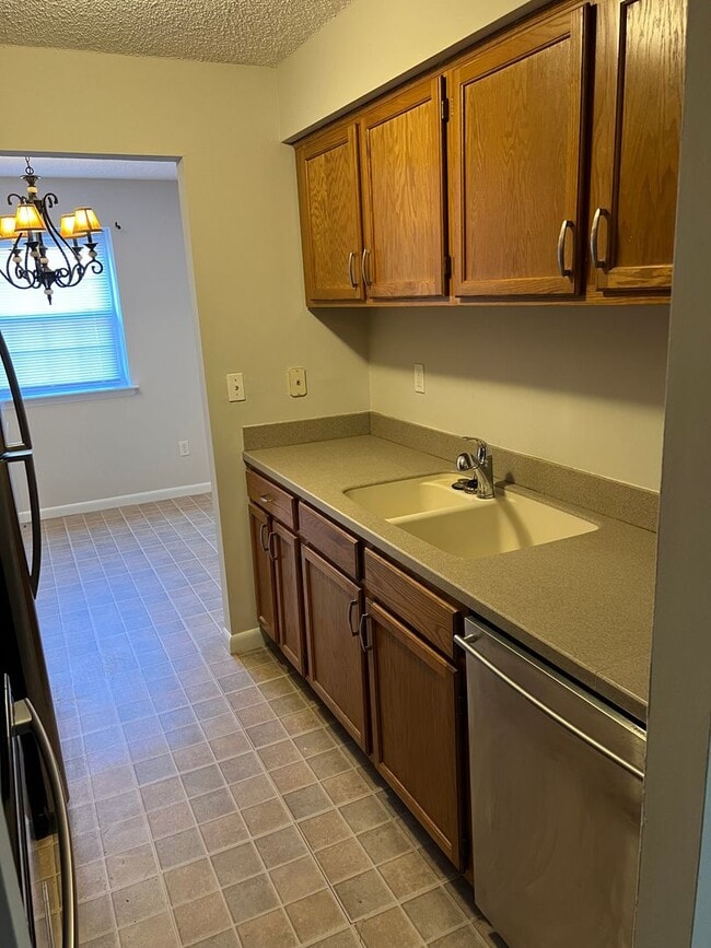 Building Photo - Nice Two Bedroom Apt. in West Chester