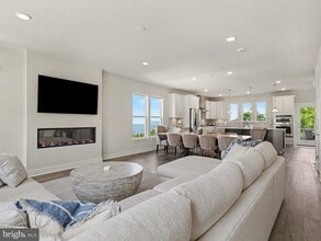 Building Photo - 17229 Turnstone Dr