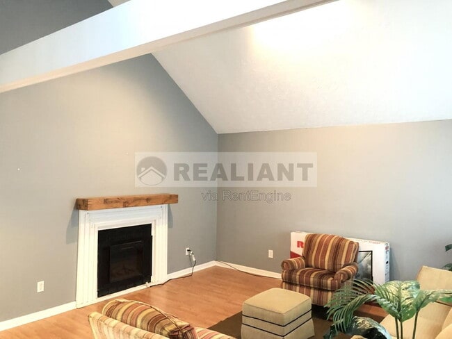 Building Photo - 1673 Prairie Cir