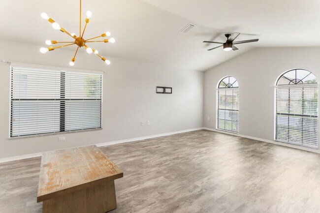 Foto del edificio - 6601 Boulder Run Loop