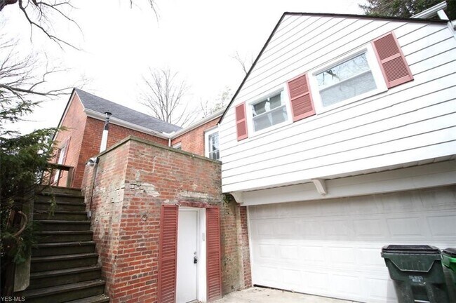 Foto del edificio - 1695 Donwell Dr