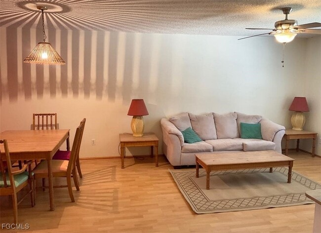 Foto del edificio - 4109 SE 19th Ave