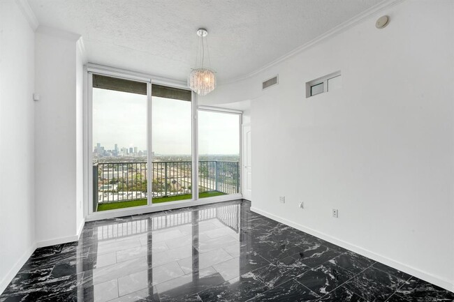 Building Photo - 5925 Almeda Rd
