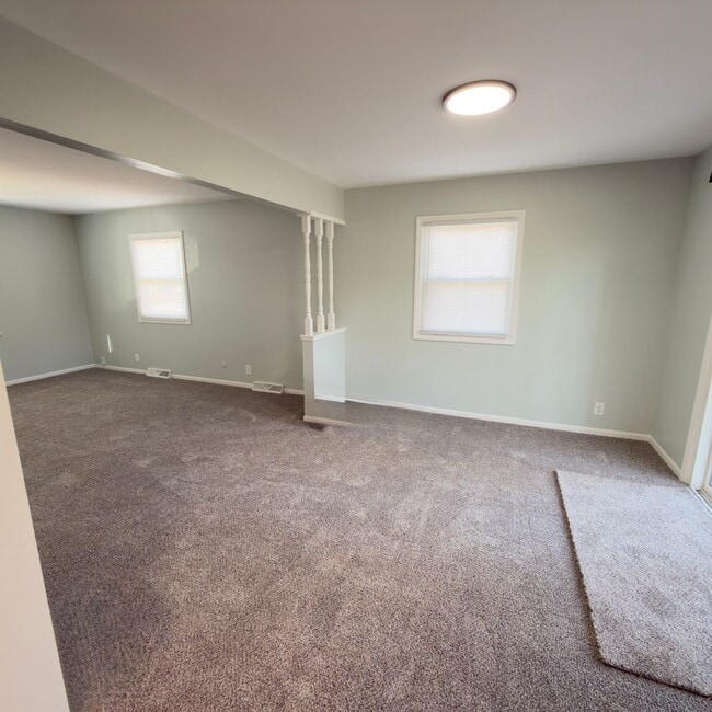 Foto del edificio - 3 Bedroom Home In Kentwood Schools!