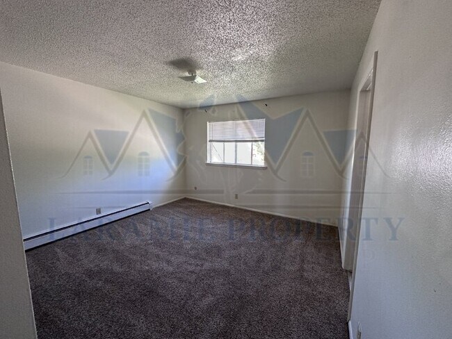 Foto del edificio - 702 Downey St