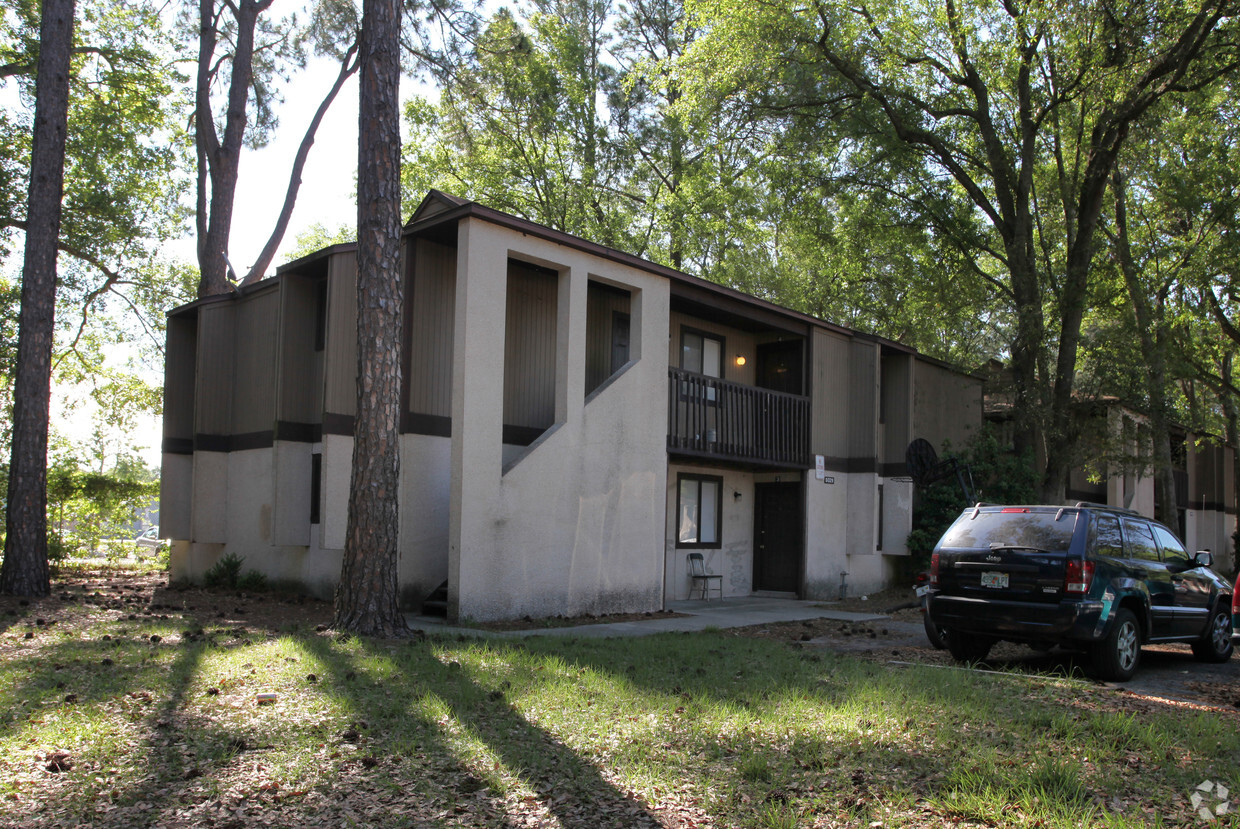 Foto del edificio - 5029 Westchase Ct