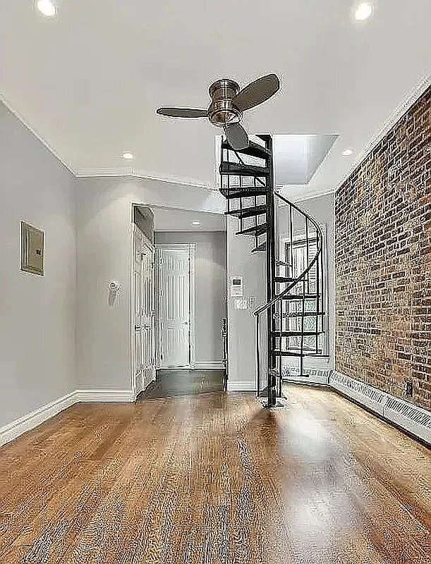 Foto del edificio - 219 E 28th St
