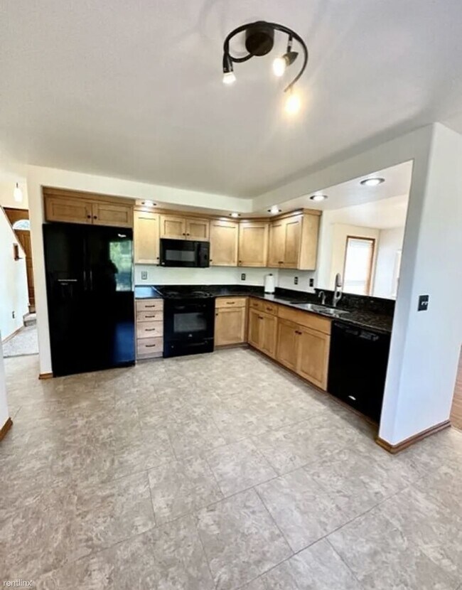 Foto del edificio - 3 br, 2.5 bath House - 20819 144th Avenue ...