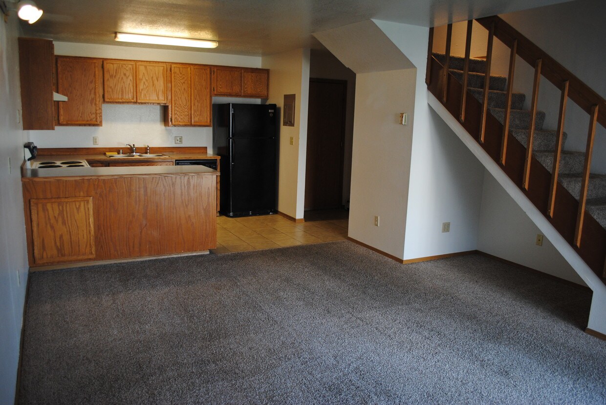 2812 S St, Fairbanks, AK 99701 Apartments in Fairbanks, AK