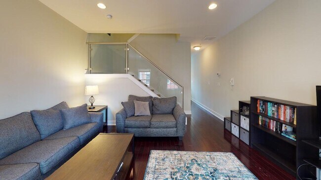 Foto del edificio - 2610 Webster St