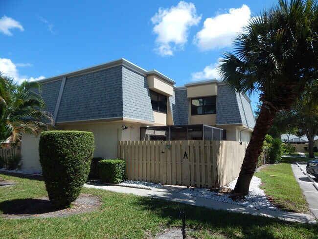 Foto del edificio - 748 NW 29th Ave