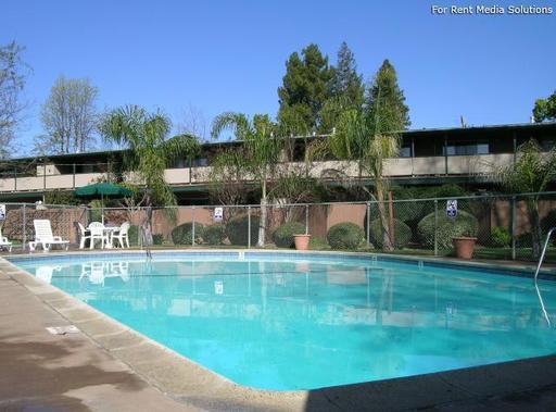 Building Photo - 375 Mcrae Way