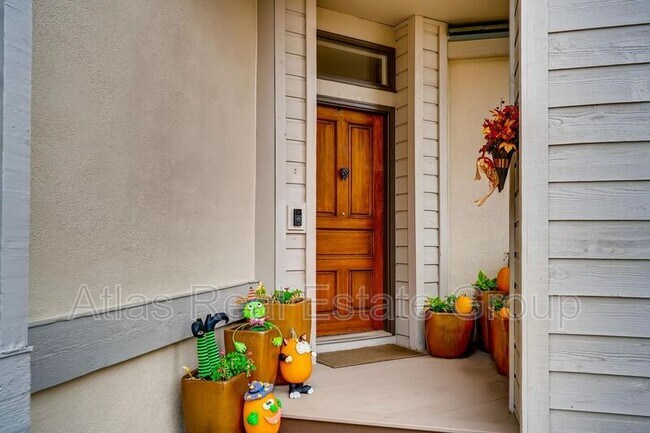 Foto del edificio - 8 Catamount Ln