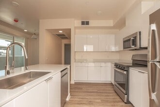 1x1 Kitchen - Mossdale Landing