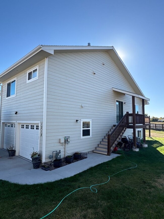Building Photo - 1312 Bette Ln