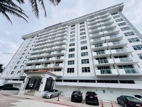 Building Photo - 9195 Collins Ave