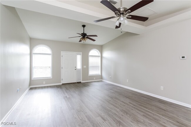Foto del edificio - 4972 Weatherton St