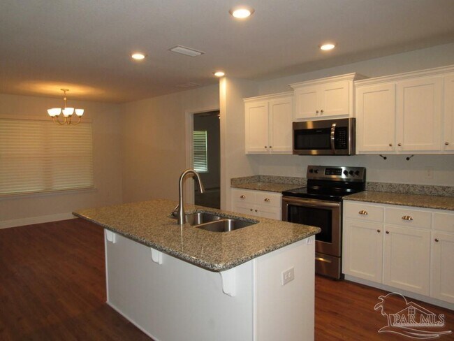 Building Photo - 6041 Makenna Dr