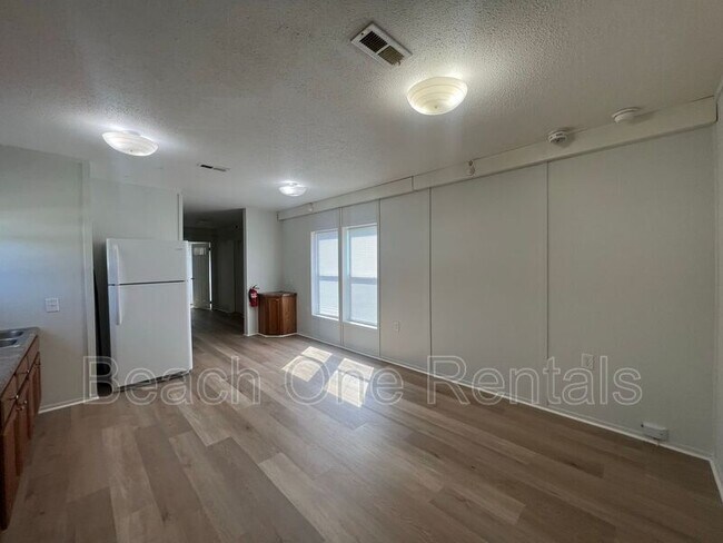 Foto del edificio - 211 Wren Ln