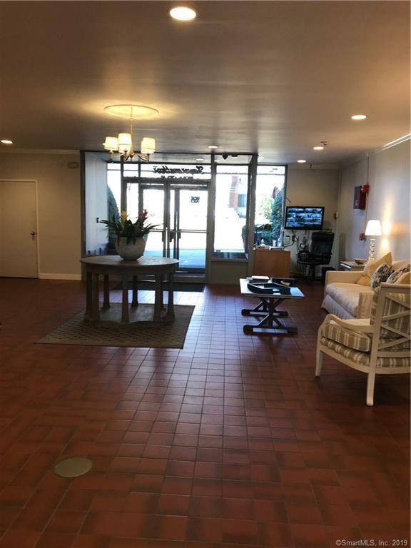 Foto del edificio - 155 Brewster St