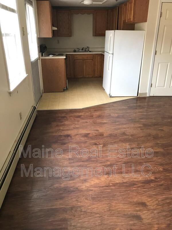 2412 Western Ave Unit Apt. W, Newburgh, ME 04444 Condo for Rent in