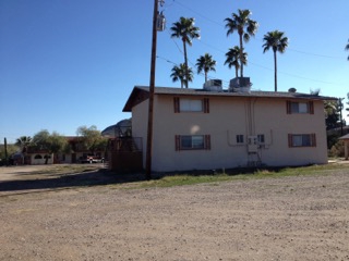 Building Photo - 562 N Queen Ct