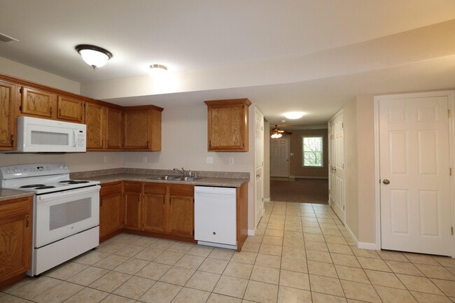 Building Photo - 403 John Sutherland Dr