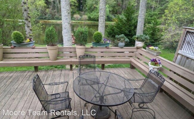 Building Photo - 3 br, 2 bath House - 2661 Seminole Dr
