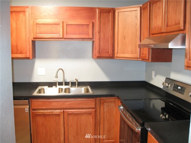 Kitchen - 500 N National Ave