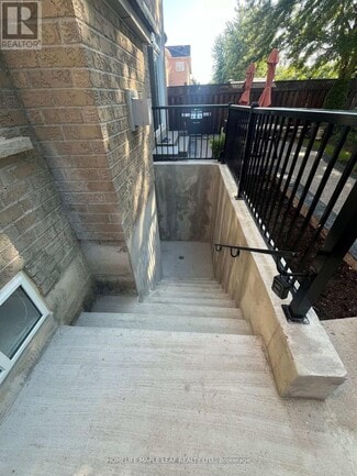 Building Photo - 3447 Artesian Dr