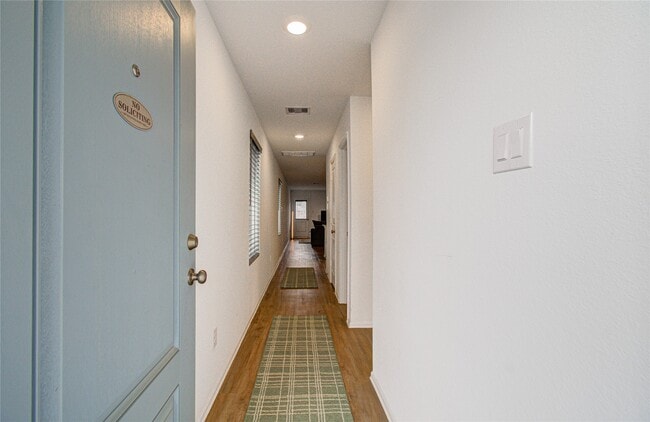 Foto del edificio - 21575 Carosella Dr