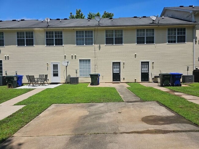 Photo - 128 Odyssey Turn NW House