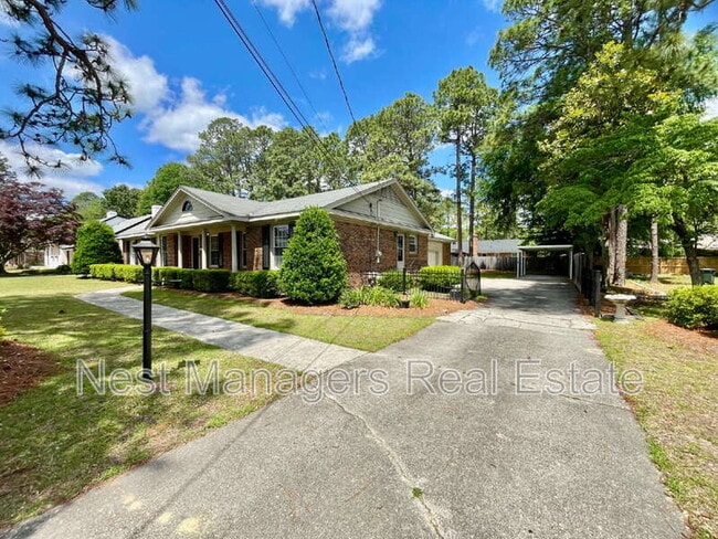 Building Photo - 2514 Dartmouth Dr