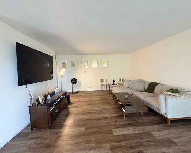 Foto del edificio - Ventura Living Made Easy – Updated 2 Bed Condo