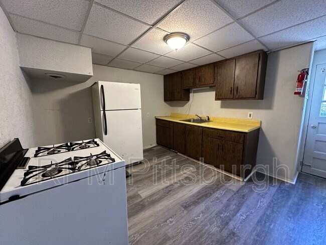 Foto del edificio - 5115 Keystone St