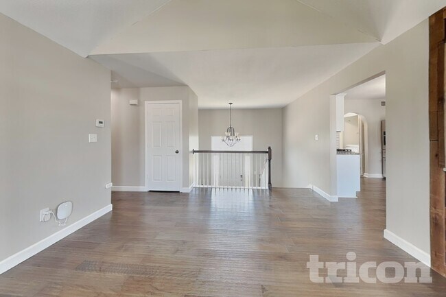 Foto del edificio - 2116 SW Chase Dr