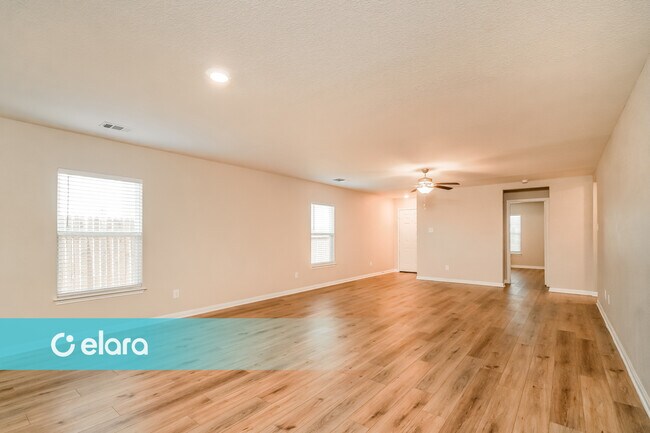 Foto del edificio - 332 Sunnymeade Ln