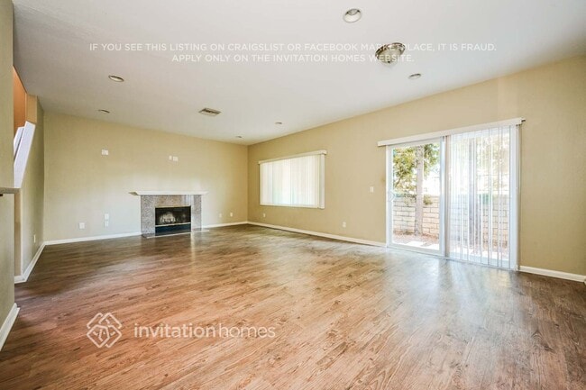 Building Photo - 20300 Vanowen St