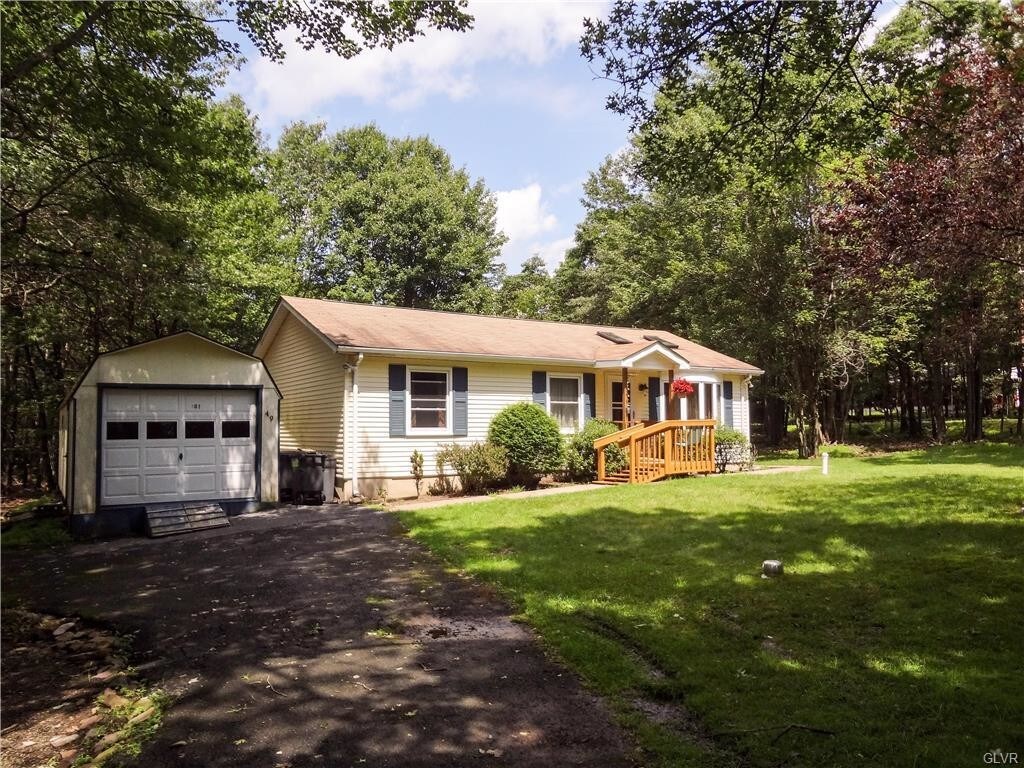 Foto principal - 49 Locust Ln