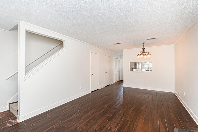 Photo - 10536 N Oak Hills Pkwy Apartment